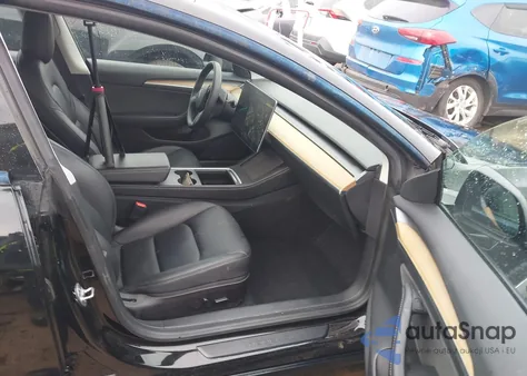 2021 Tesla Model 3 Long Range Dual Motor All-Wheel Drive z USA, uszkodzony, nr VIN 5YJ3E1EB9MF974985